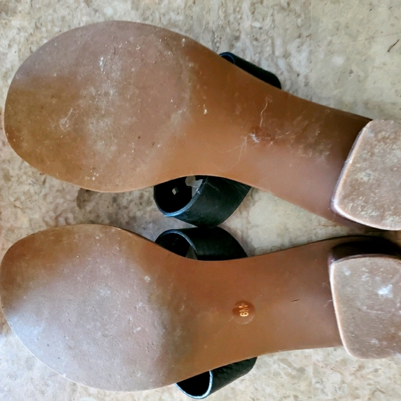 Tory Burch Moore Thong - Picture 5 of 7